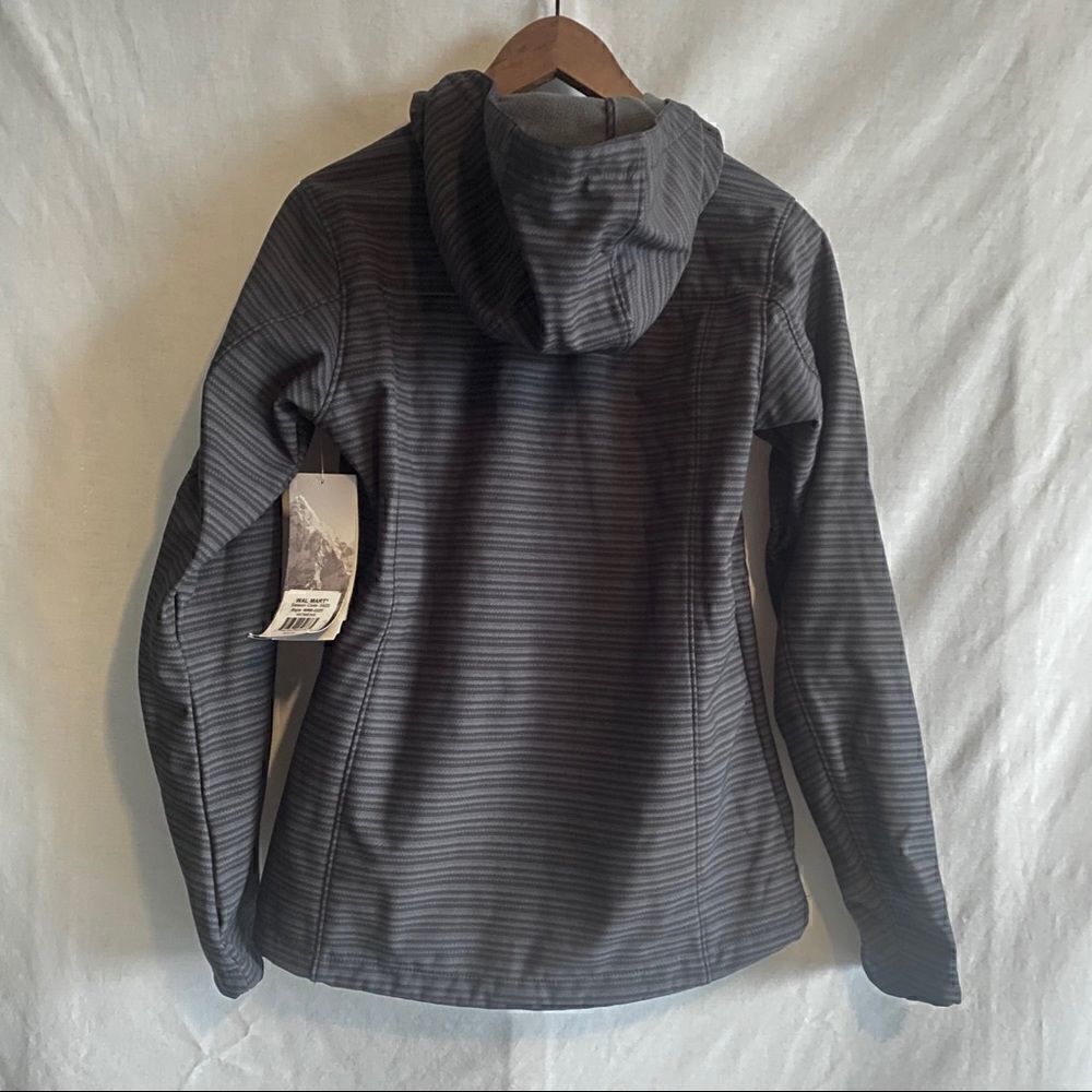 Pulse Waterproof Soft Shell  - Picture 3 of 6